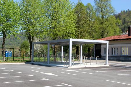 P+R Borovnica - kolesarnica